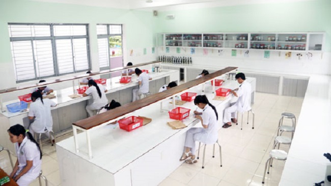 Chuyển đổi trung cấp dược