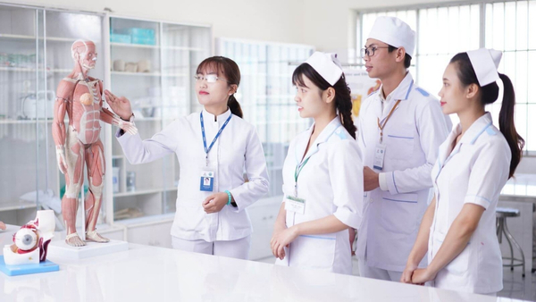 xét tuyển học bạ ngành điều dưỡng