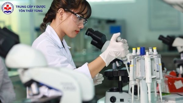 QA trong ngành dược là gì? Tìm hiểu chi tiết QA trong ngành dược là gì