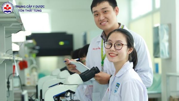 Tổng hợp các trường xét học bạ ngành Dược 2026 các trường xét học bạ ngành Dược