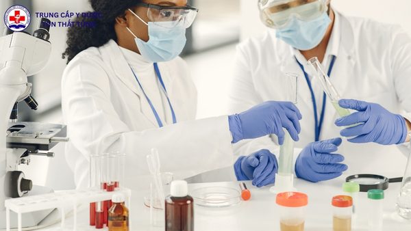 học phí đại học dược