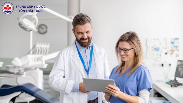 điều dưỡng nha khoa học mấy năm