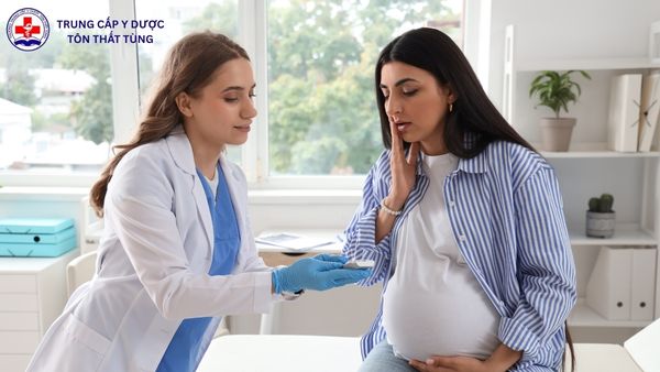 Ngành Hộ sinh là gì? Chi tiết ngành từ A - Z ngành hộ sinh là gì