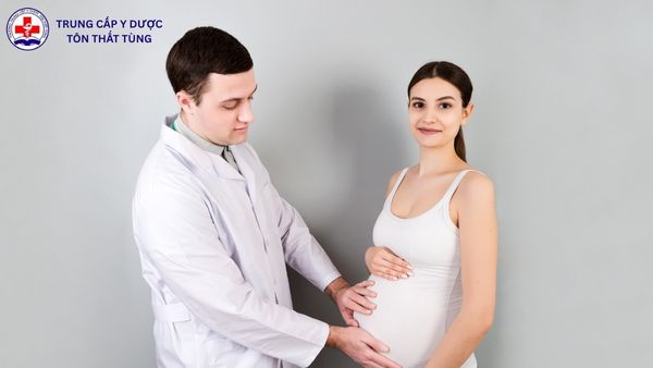 Ngành Hộ sinh là gì? Chi tiết ngành từ A - Z ngành hộ sinh là gì